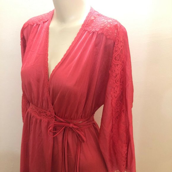 Vintage MISS ELAINE Nightgown Peignoir Set - Picture 4 of 11